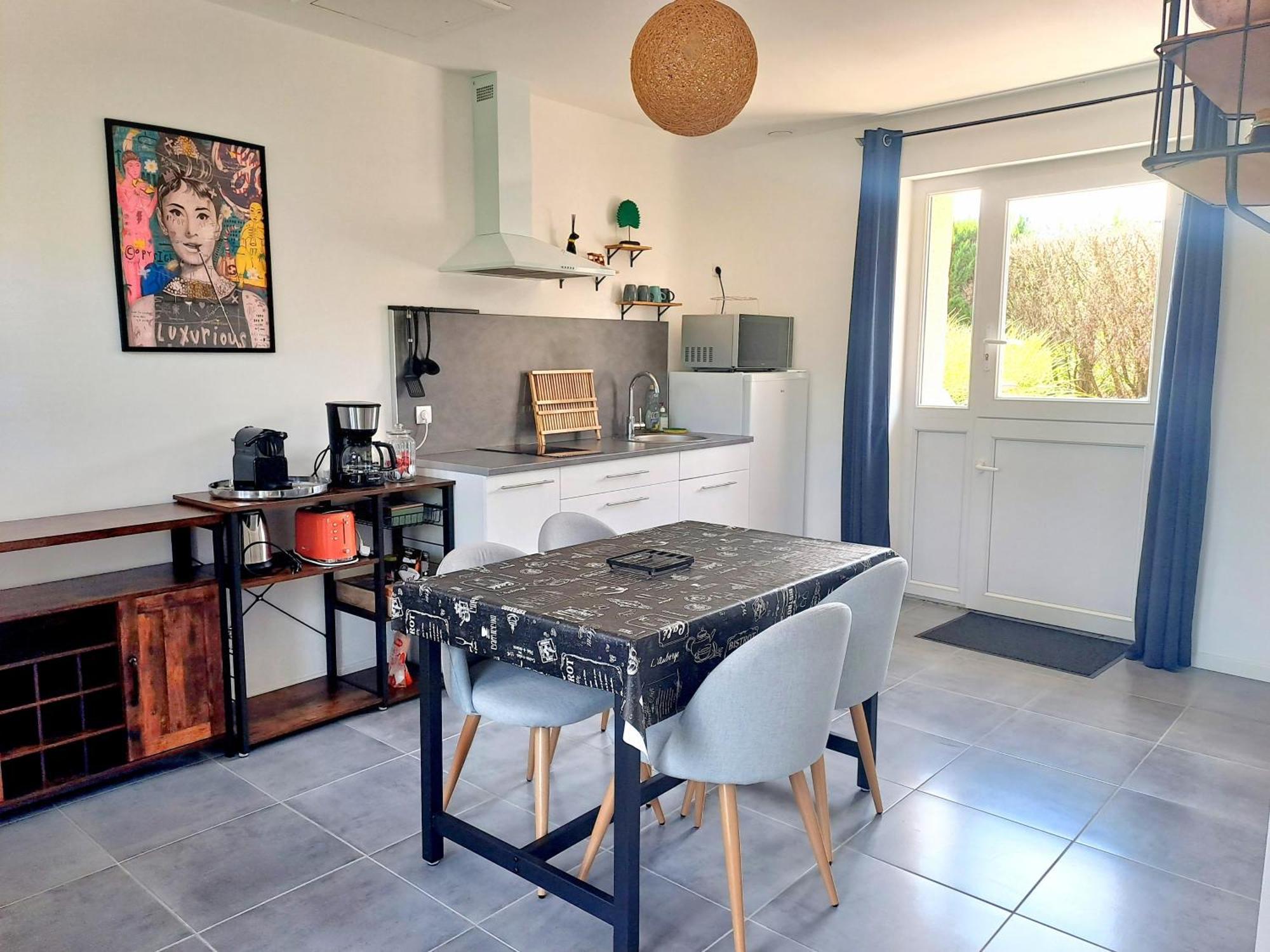 Logement Independant Tour-en-Sologne Exteriör bild